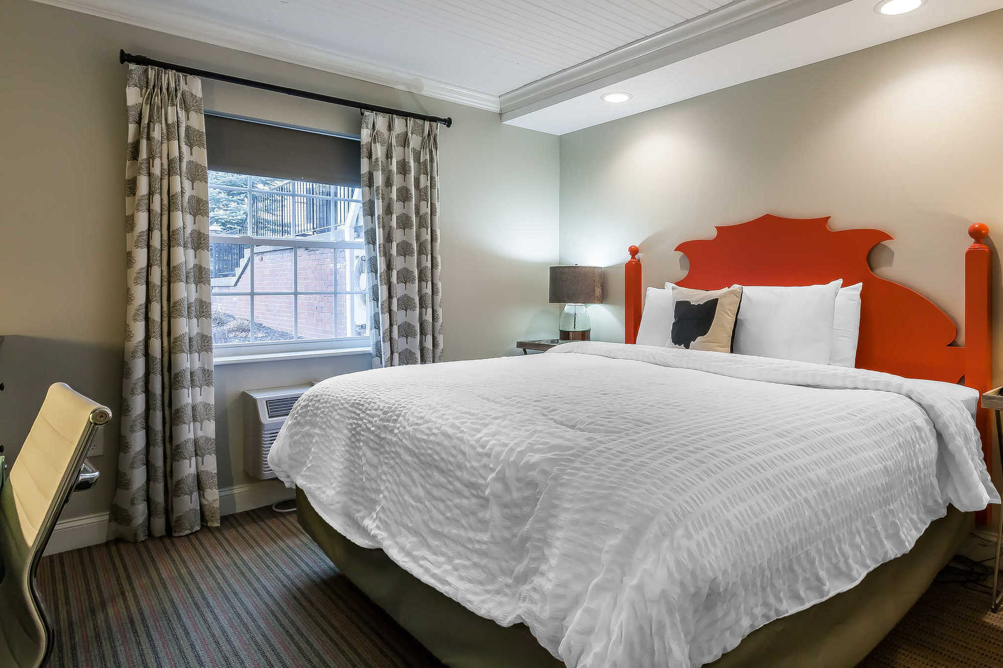 The Aurora Inn Hotel And Event Center Room photo